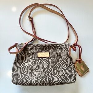 Dooney & Bourke rare condition Y2K crossbody bag.